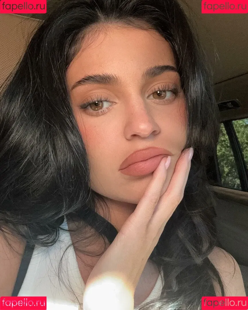 Kylie Jenner / KylieJenner / kyliejenner.2 Onlyfans Photo Gallery 