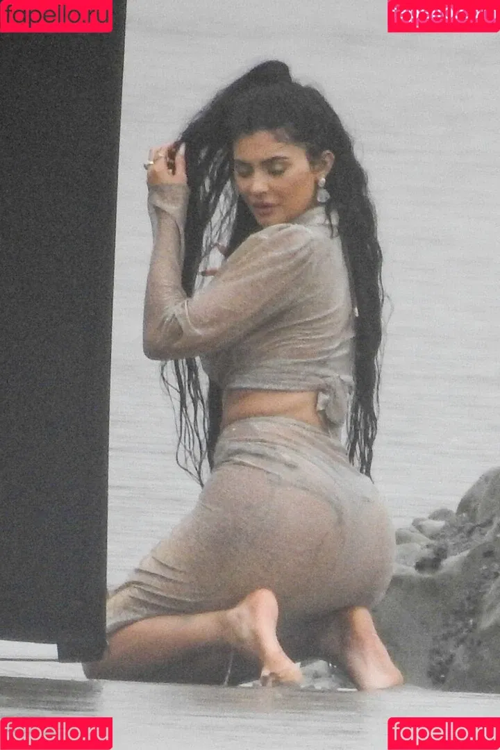 Kylie Jenner / KylieJenner / kyliejenner.2 Onlyfans Photo Gallery 