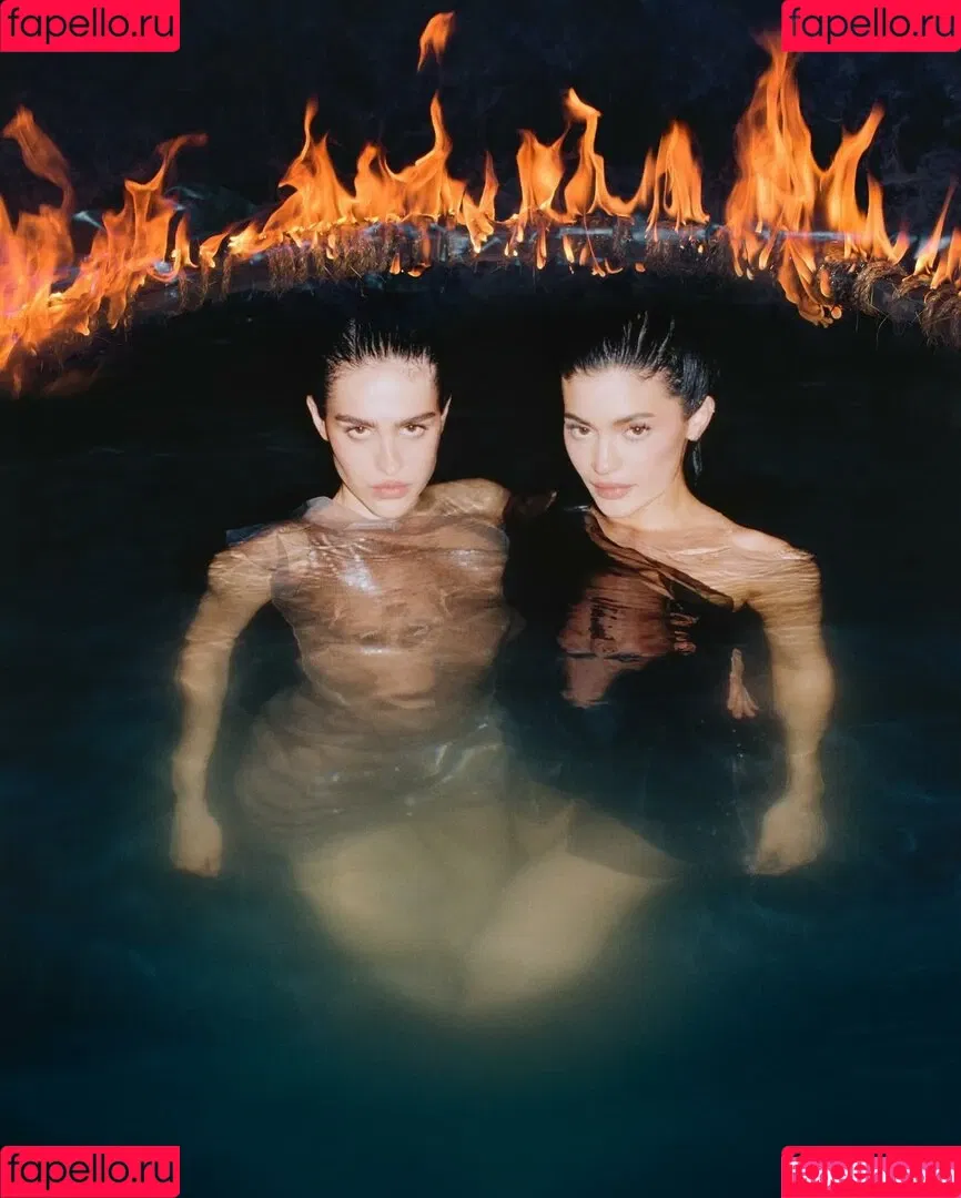 Kylie Jenner / KylieJenner / kyliejenner.2 Onlyfans Photo Gallery 