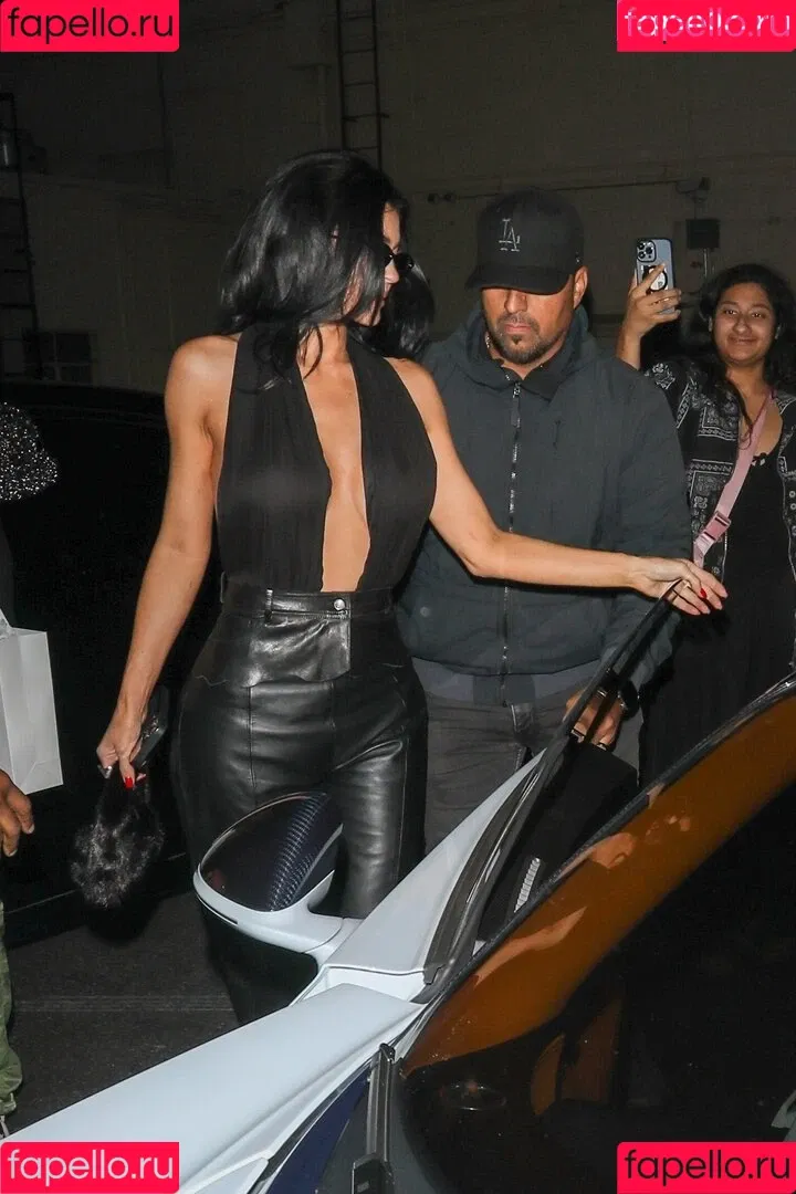 Kylie Jenner / KylieJenner / kyliejenner.2 Onlyfans Photo Gallery 