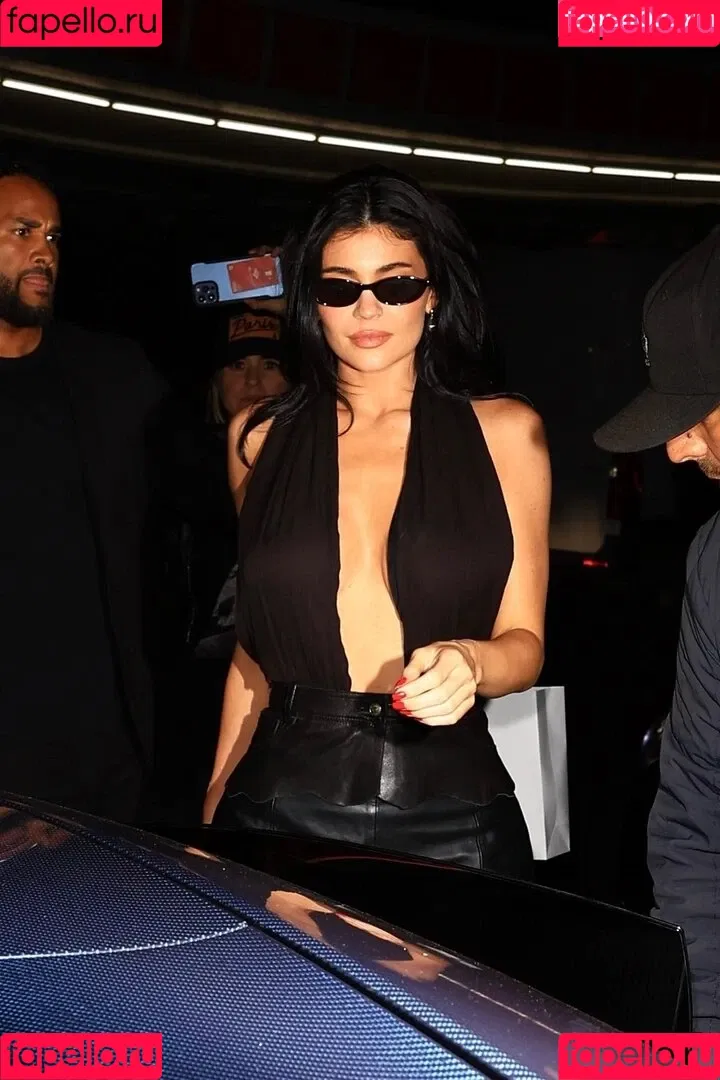 Kylie Jenner / KylieJenner / kyliejenner.2 Onlyfans Photo Gallery 