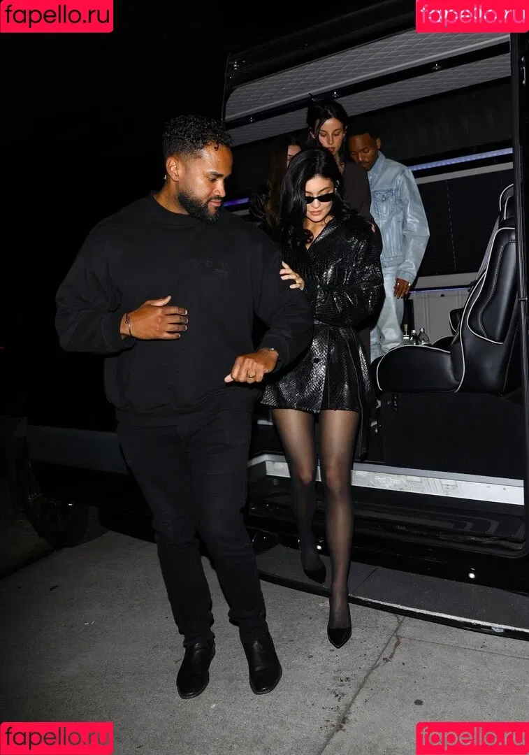 Kylie Jenner / KylieJenner / kyliejenner.2 Onlyfans Photo Gallery 