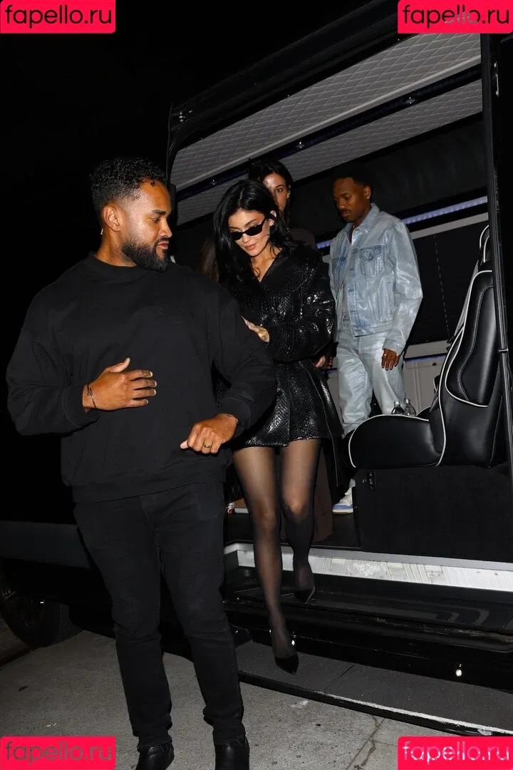 Kylie Jenner / KylieJenner / kyliejenner.2 Onlyfans Photo Gallery 
