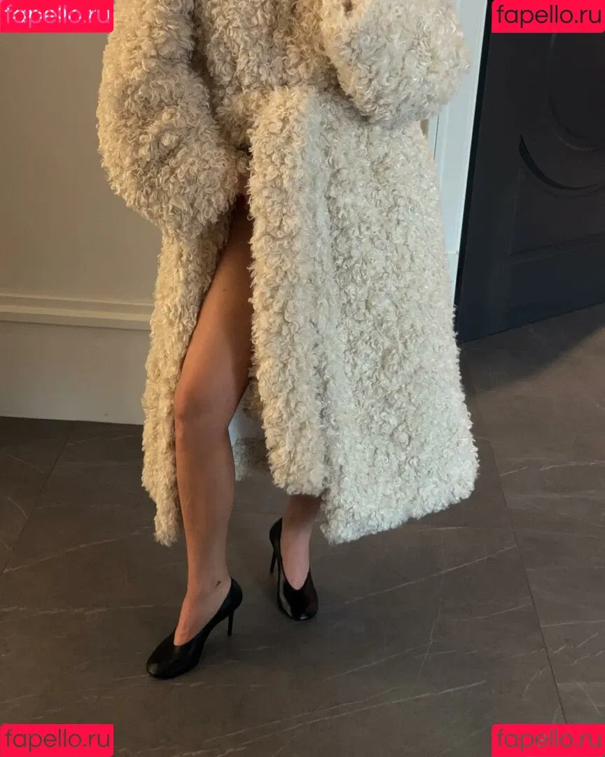 Kylie Jenner / KylieJenner / kyliejenner.2 Onlyfans Photo Gallery 