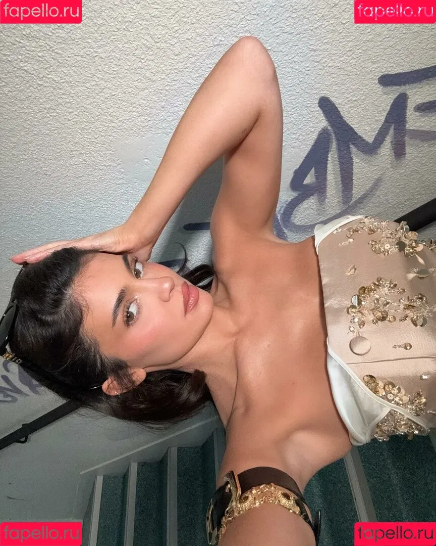 Kylie Jenner / KylieJenner / kyliejenner.2 Onlyfans Photo Gallery 