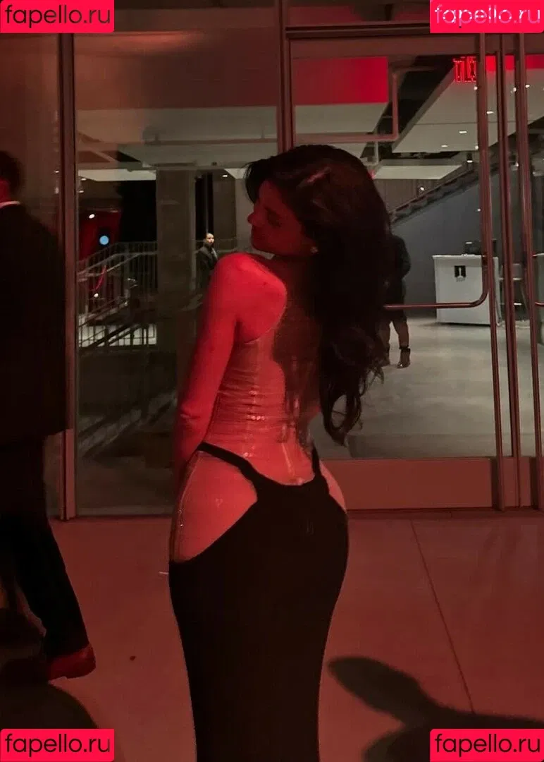 Kylie Jenner / KylieJenner / kyliejenner.2 Onlyfans Photo Gallery 