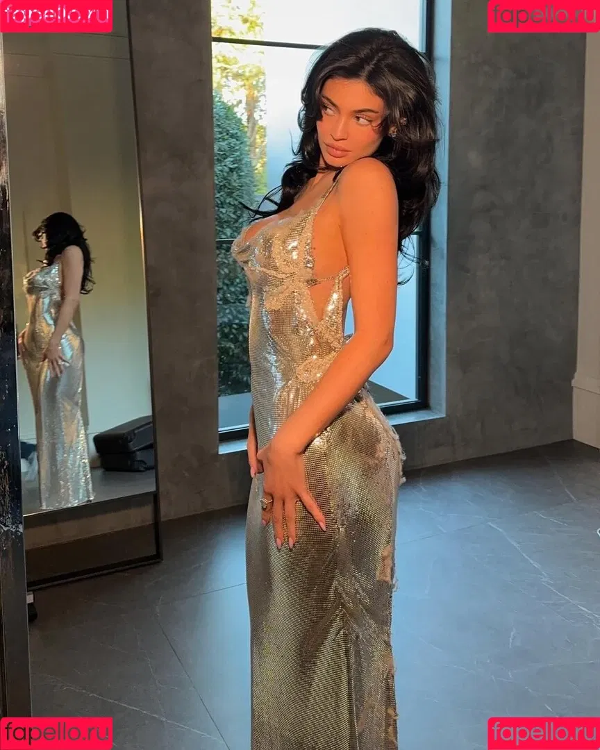 Kylie Jenner / KylieJenner / kyliejenner.2 Onlyfans Photo Gallery 
