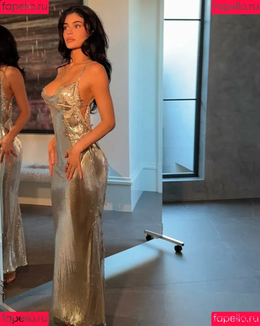 Kylie Jenner / KylieJenner / kyliejenner.2 Onlyfans Photo Gallery 