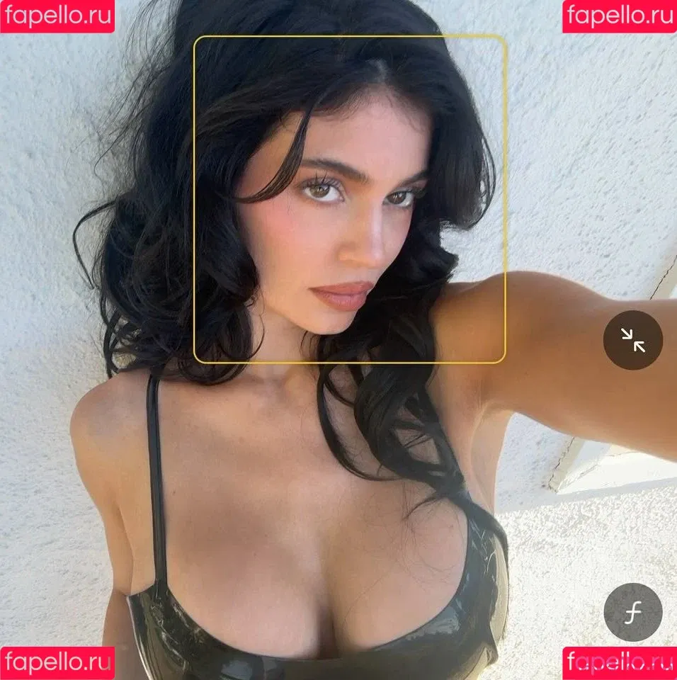 Kylie Jenner / KylieJenner / kyliejenner.2 Onlyfans Photo Gallery 