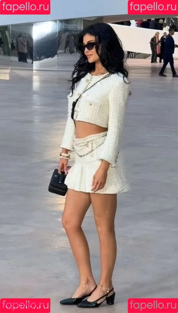 Kylie Jenner / KylieJenner / kyliejenner.2 Onlyfans Photo Gallery 