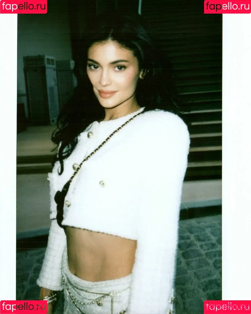 Kylie Jenner / KylieJenner / kyliejenner.2 Onlyfans Photo Gallery 