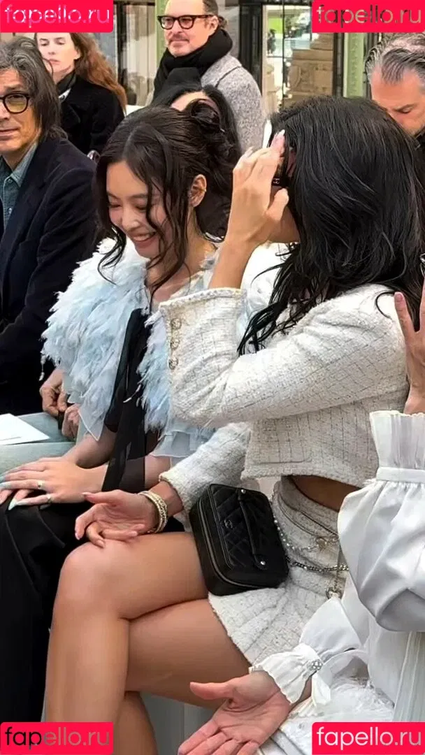 Kylie Jenner / KylieJenner / kyliejenner.2 Onlyfans Photo Gallery 