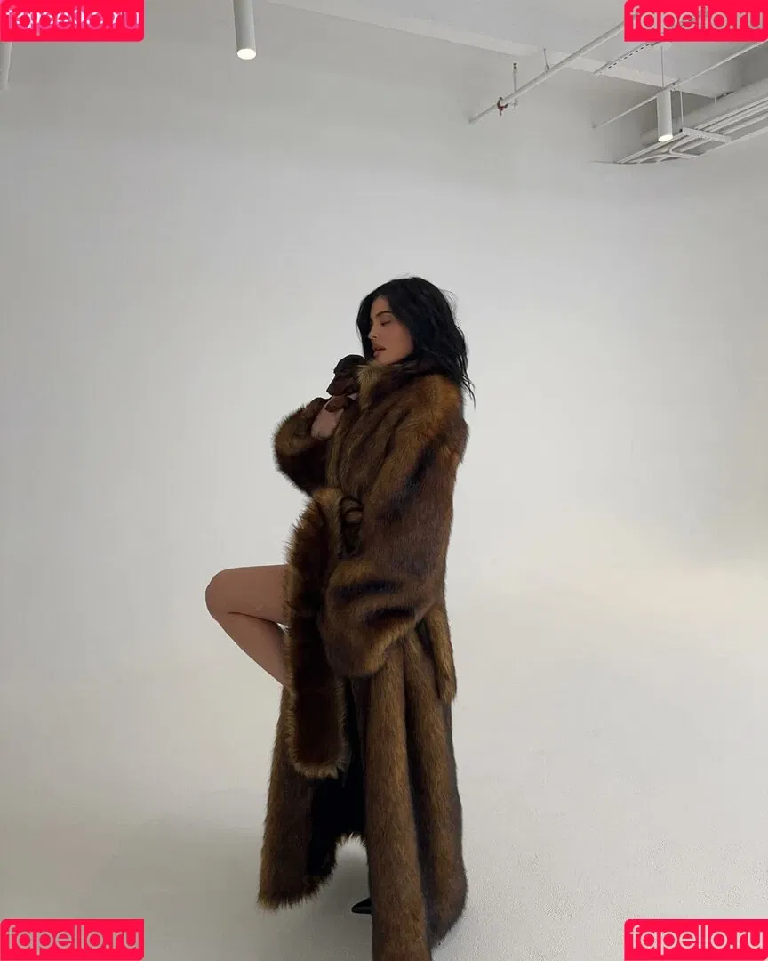 Kylie Jenner / KylieJenner / kyliejenner.2 Onlyfans Photo Gallery 
