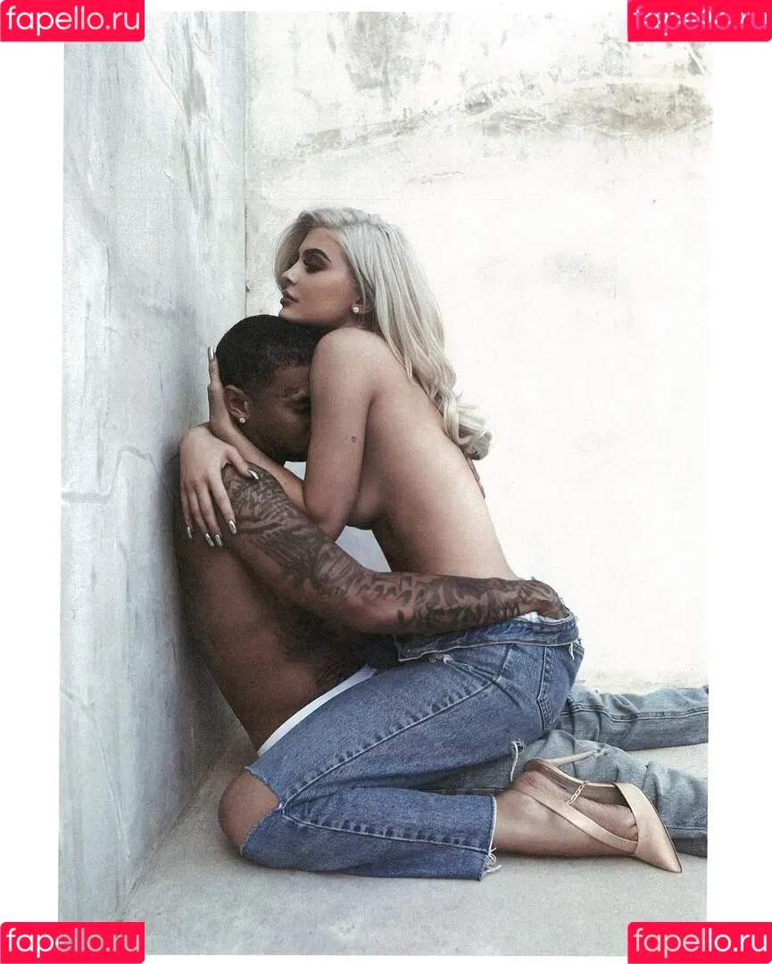 Kylie Jenner / KylieJenner / kyliejenner.2 Onlyfans Photo Gallery 