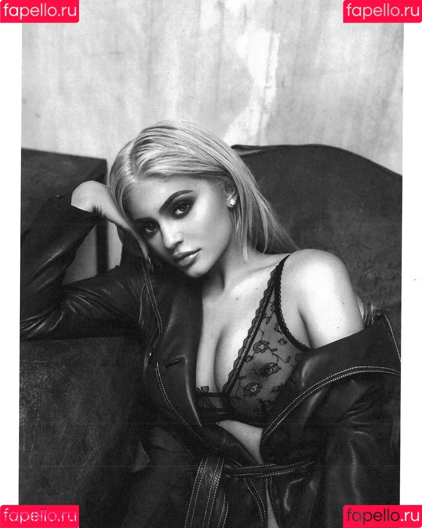 Kylie Jenner / KylieJenner / kyliejenner.2 Onlyfans Photo Gallery 