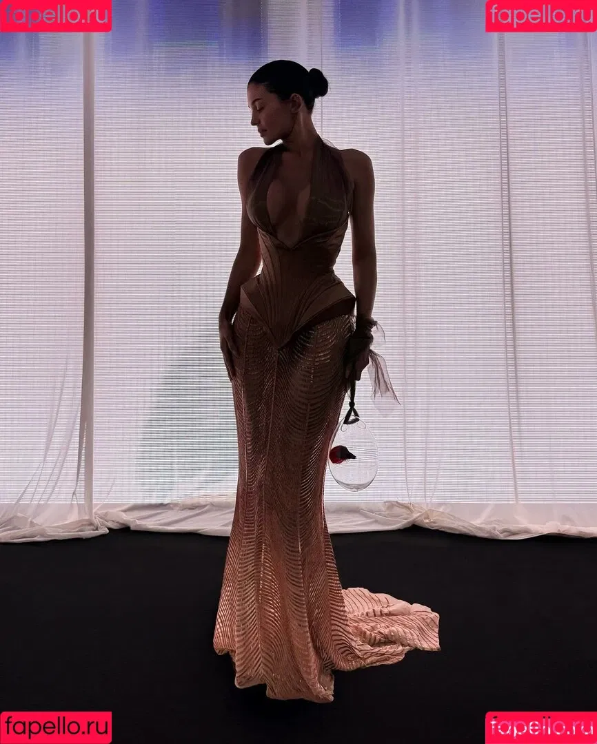 Kylie Jenner / KylieJenner / kyliejenner.2 Onlyfans Photo Gallery 