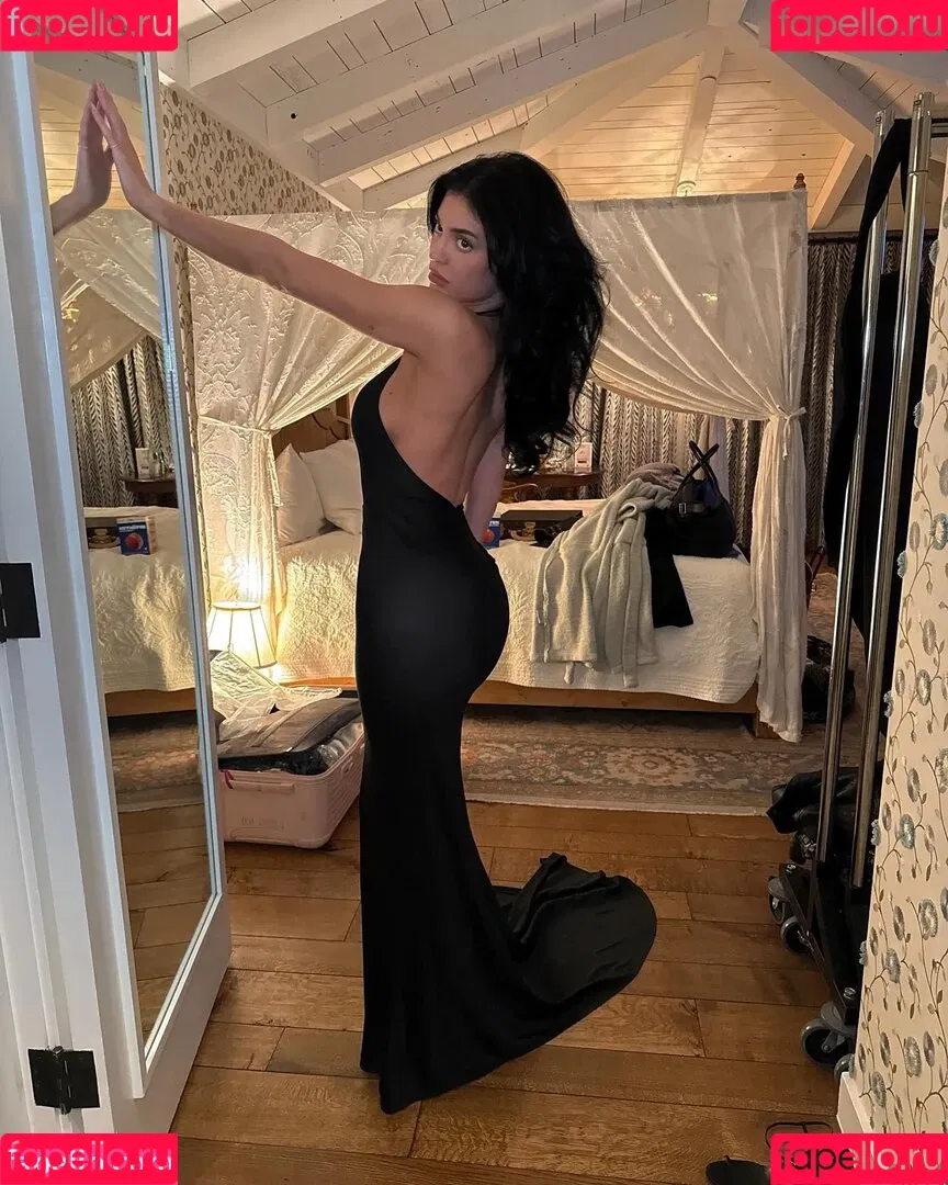 Kylie Jenner / KylieJenner / kyliejenner.2 Onlyfans Photo Gallery 