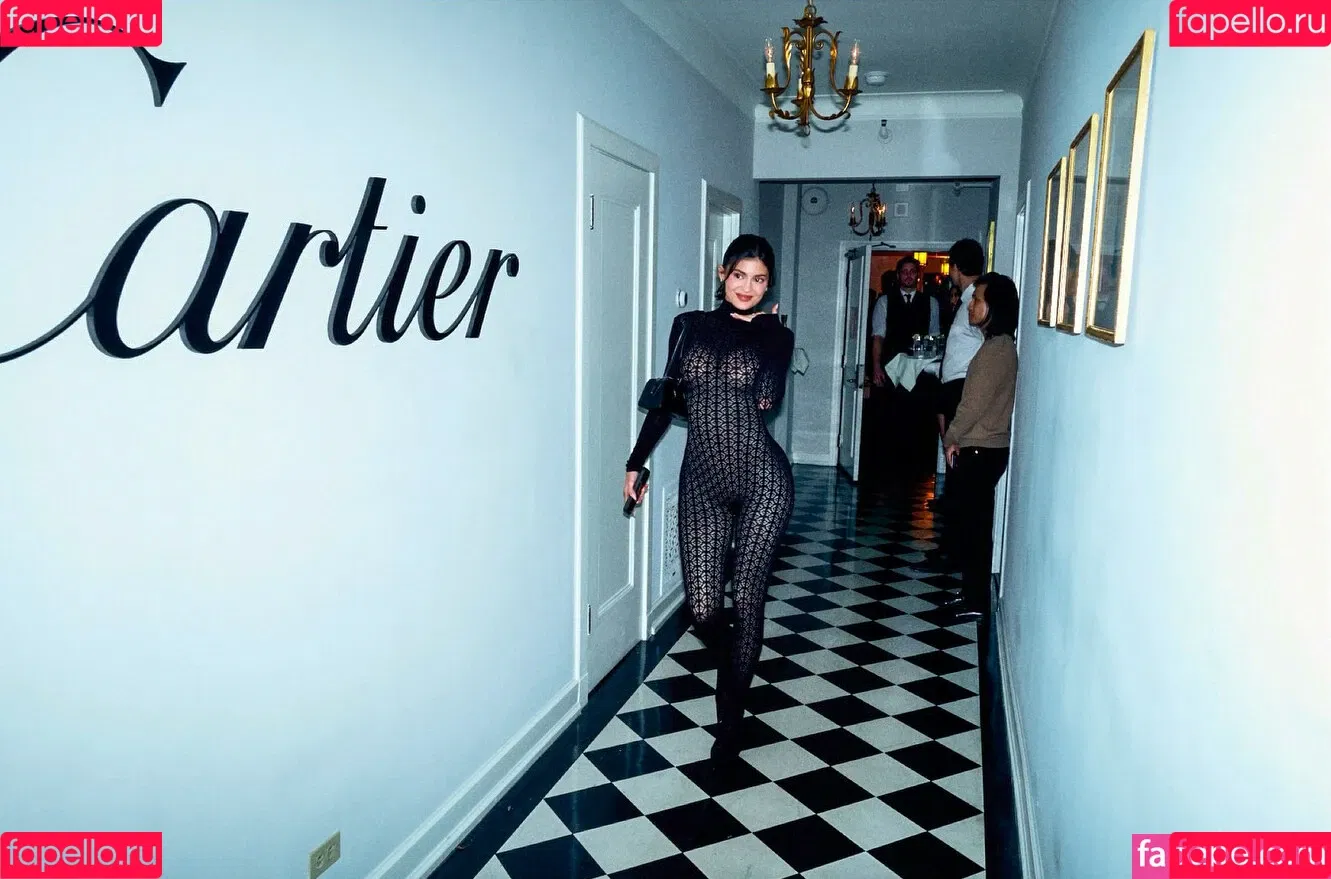 Kylie Jenner / KylieJenner / kyliejenner.2 Onlyfans Photo Gallery 