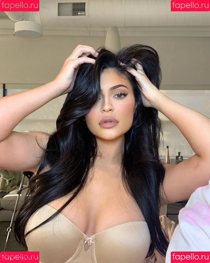 Kylie Jenner / KylieJenner / kyliejenner.2 Onlyfans Photo Gallery 