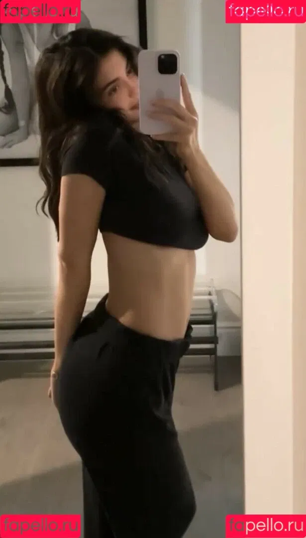 Kylie Jenner / KylieJenner / kyliejenner.2 Onlyfans Photo Gallery 