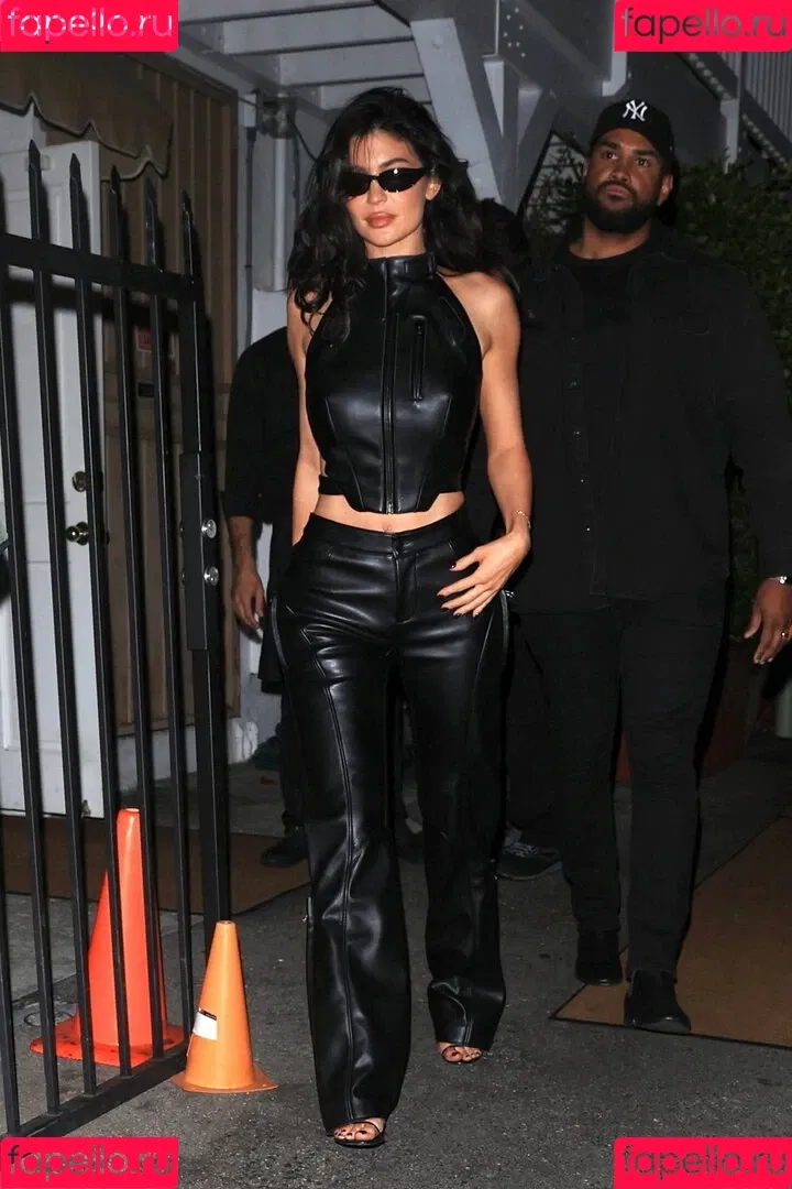 Kylie Jenner / KylieJenner / kyliejenner.2 Onlyfans Photo Gallery 