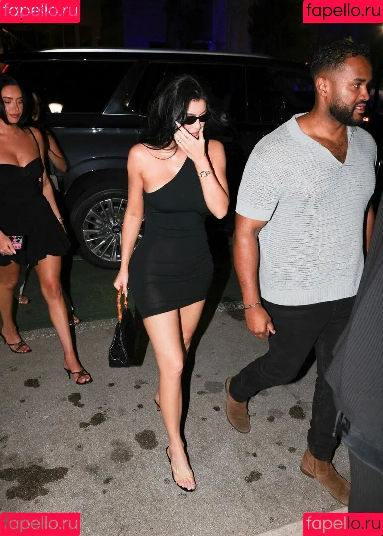 Kylie Jenner / KylieJenner / kyliejenner.2 Onlyfans Photo Gallery 