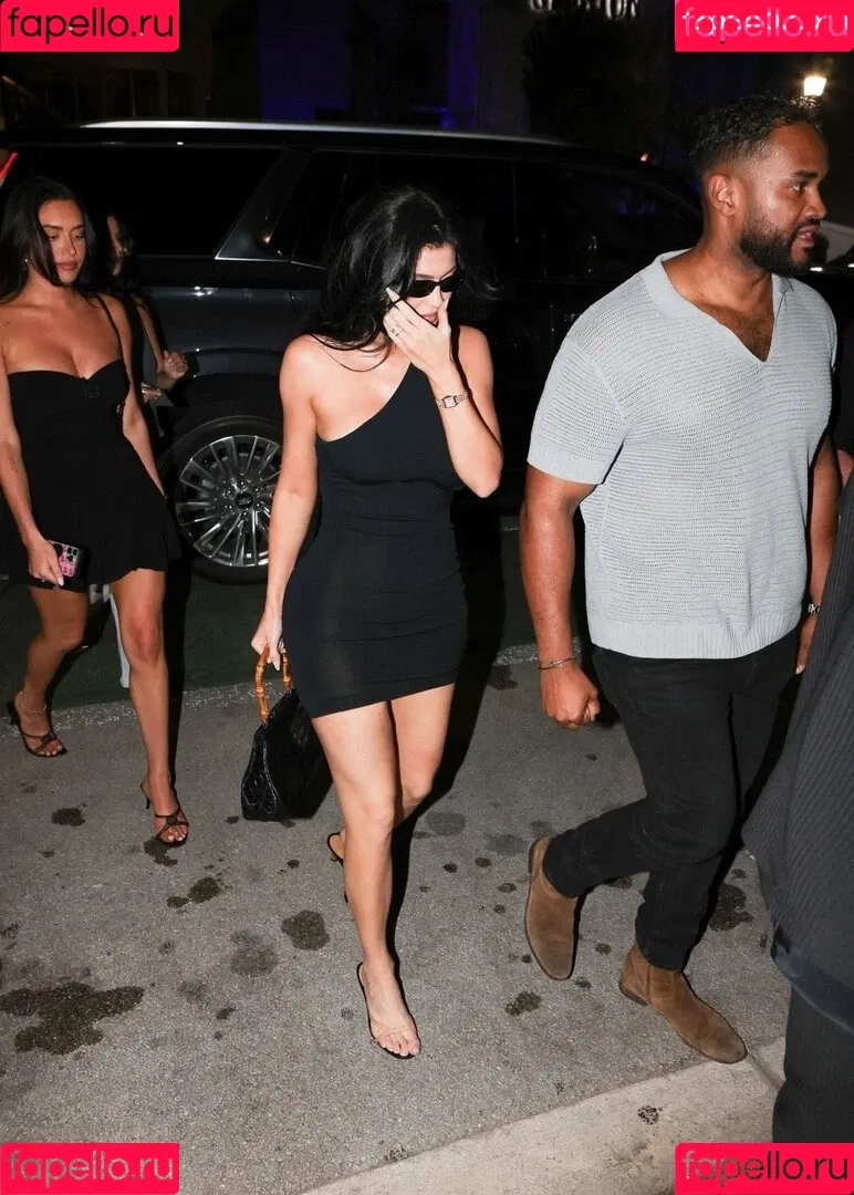 Kylie Jenner / KylieJenner / kyliejenner.2 Onlyfans Photo Gallery 
