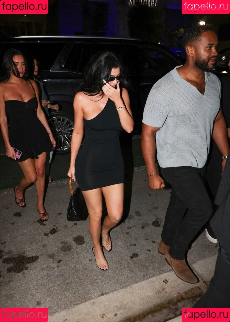 Kylie Jenner / KylieJenner / kyliejenner.2 Onlyfans Photo Gallery 
