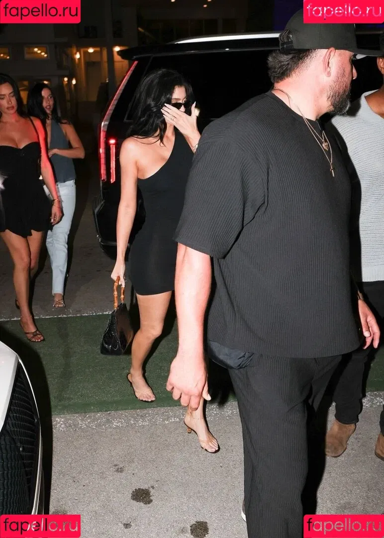 Kylie Jenner / KylieJenner / kyliejenner.2 Onlyfans Photo Gallery 