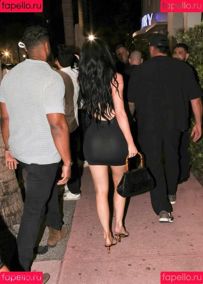 Kylie Jenner / KylieJenner / kyliejenner.2 Onlyfans Photo Gallery 