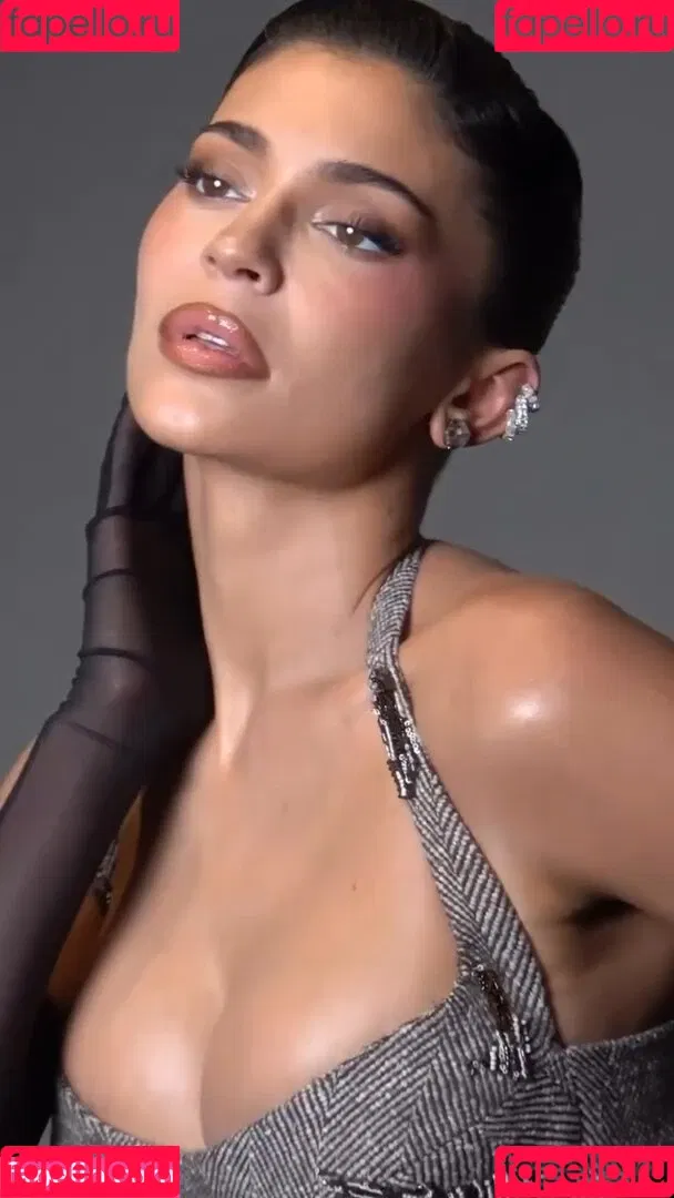 Kylie Jenner / KylieJenner / kyliejenner.2 Onlyfans Photo Gallery 