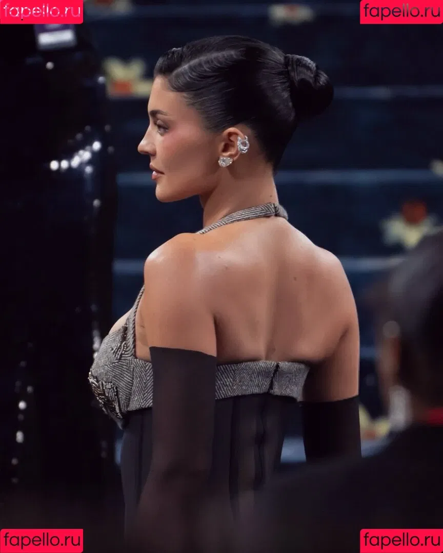 Kylie Jenner / KylieJenner / kyliejenner.2 Onlyfans Photo Gallery 