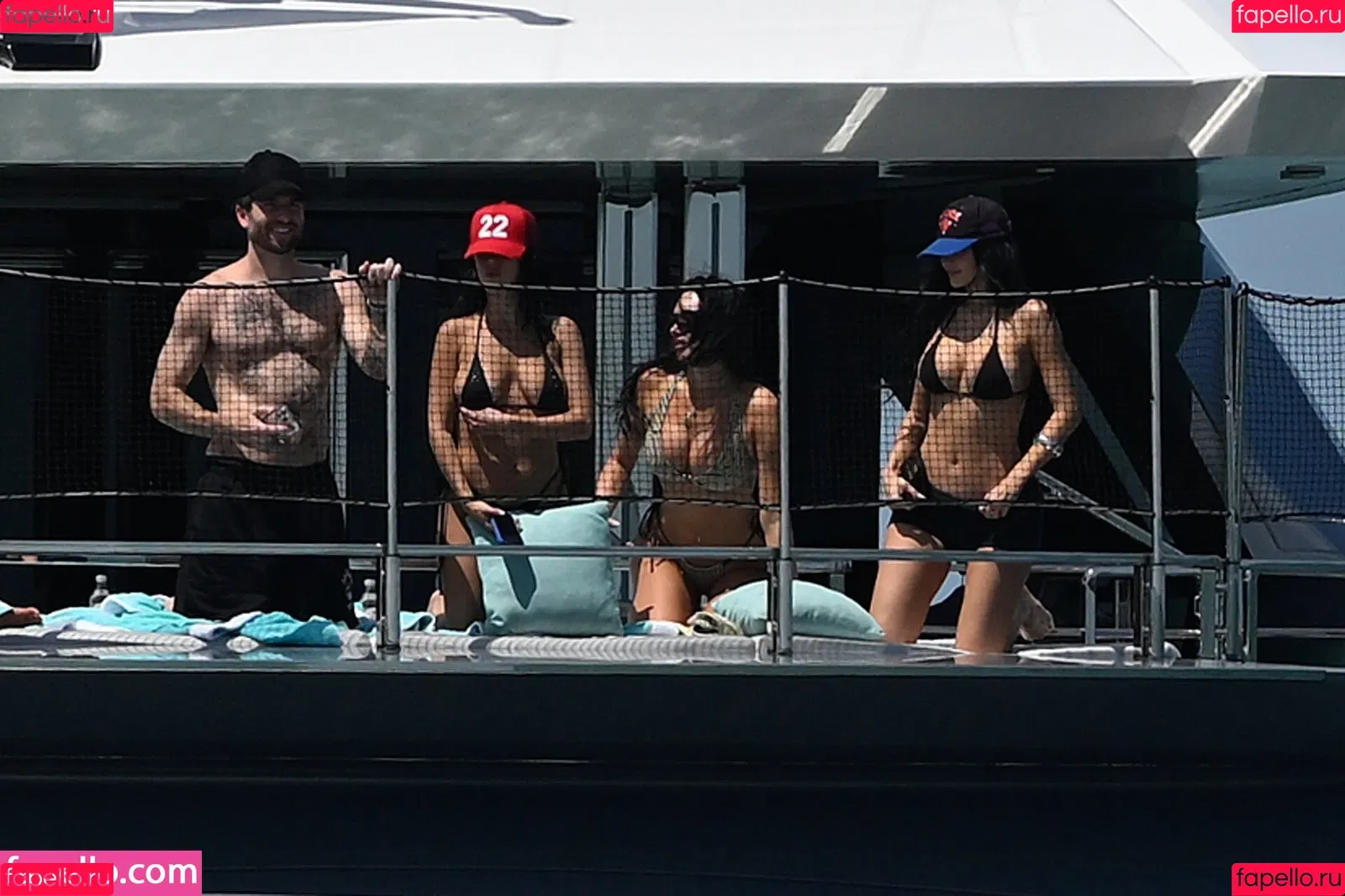 Kylie Jenner / KylieJenner / kyliejenner.2 Onlyfans Photo Gallery 