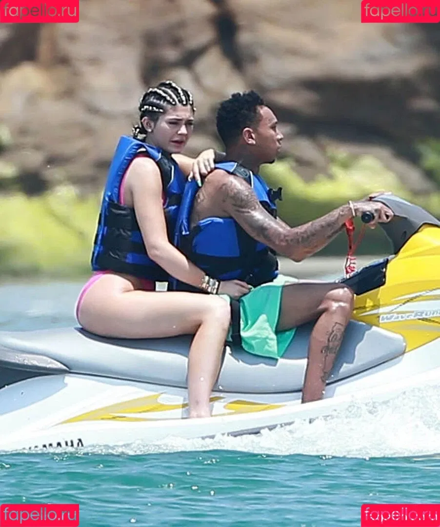 Kylie Jenner / KylieJenner / kyliejenner.2 Onlyfans Photo Gallery 