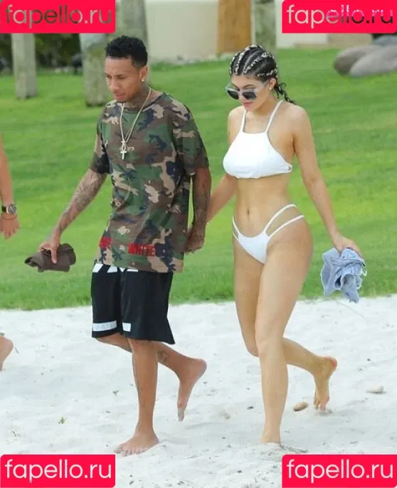 Kylie Jenner / KylieJenner / kyliejenner.2 Onlyfans Photo Gallery 