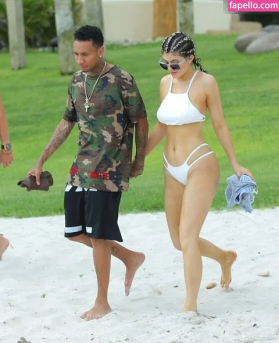 Kylie Jenner Nude Onlyfans Photo 17