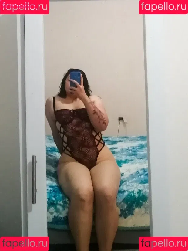 Karen Morales / la.karencia.97 / laKarencia Onlyfans Photo Gallery 