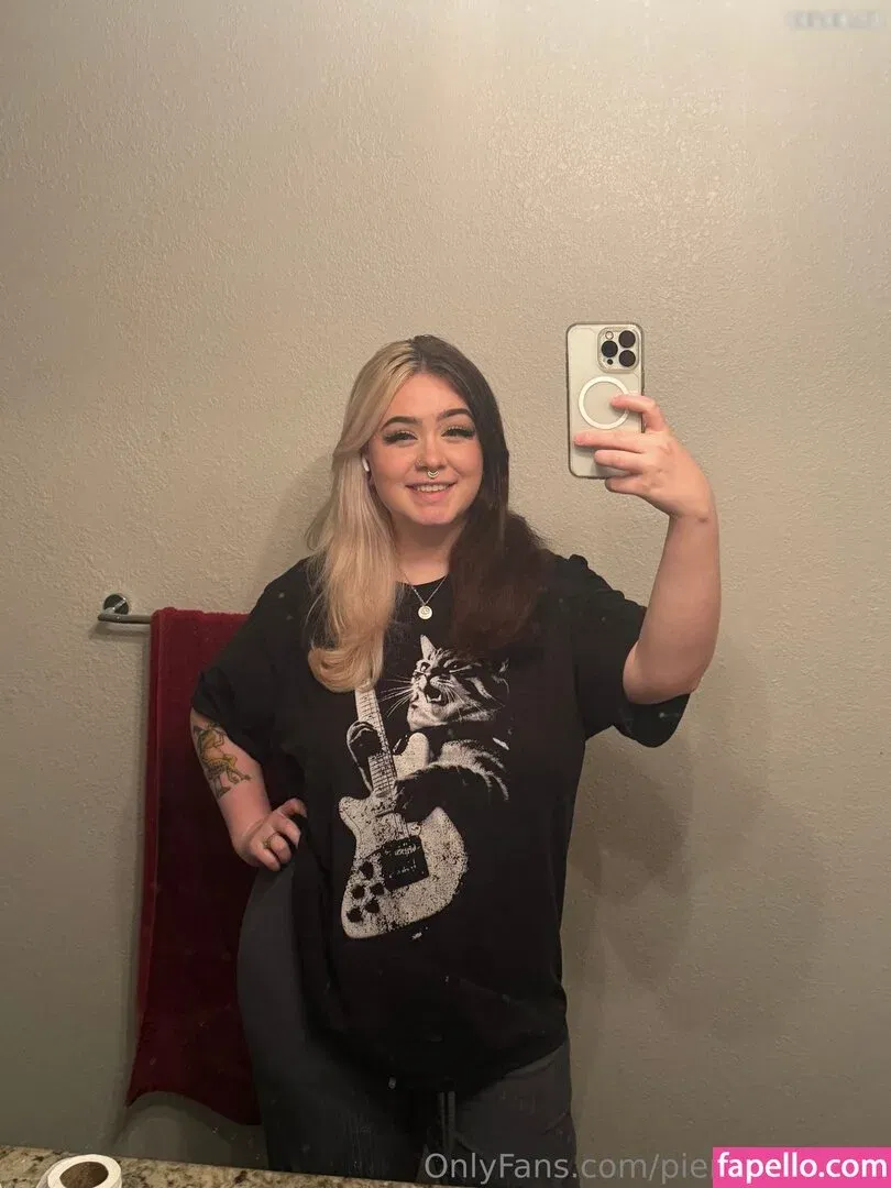 PiercedXNoodles / Piercednoodle Onlyfans Photo Gallery 