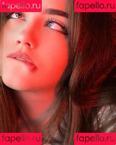 lelyamt / leyla_pie Onlyfans Photo Gallery 