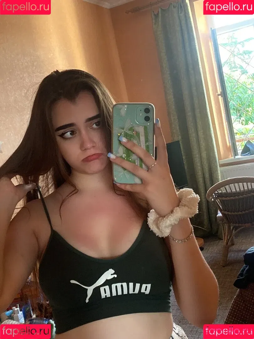lelyamt / leyla_pie Onlyfans Photo Gallery 