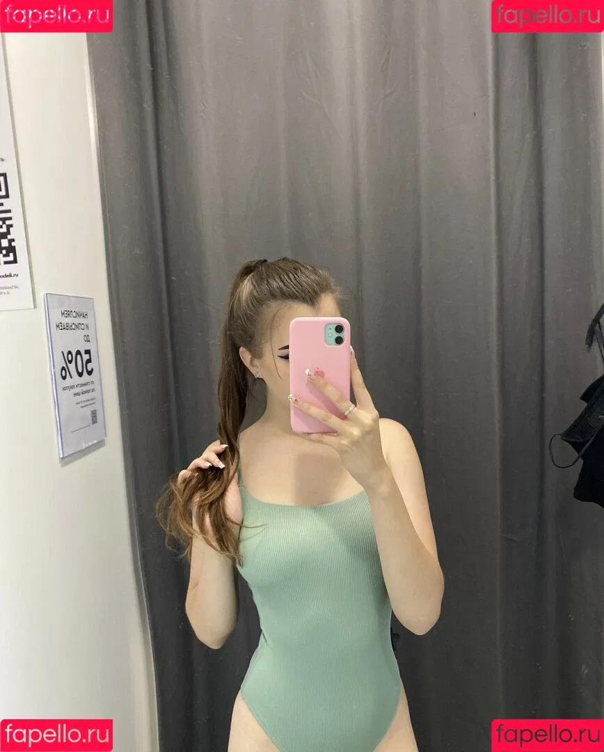 lelyamt / leyla_pie Onlyfans Photo Gallery 