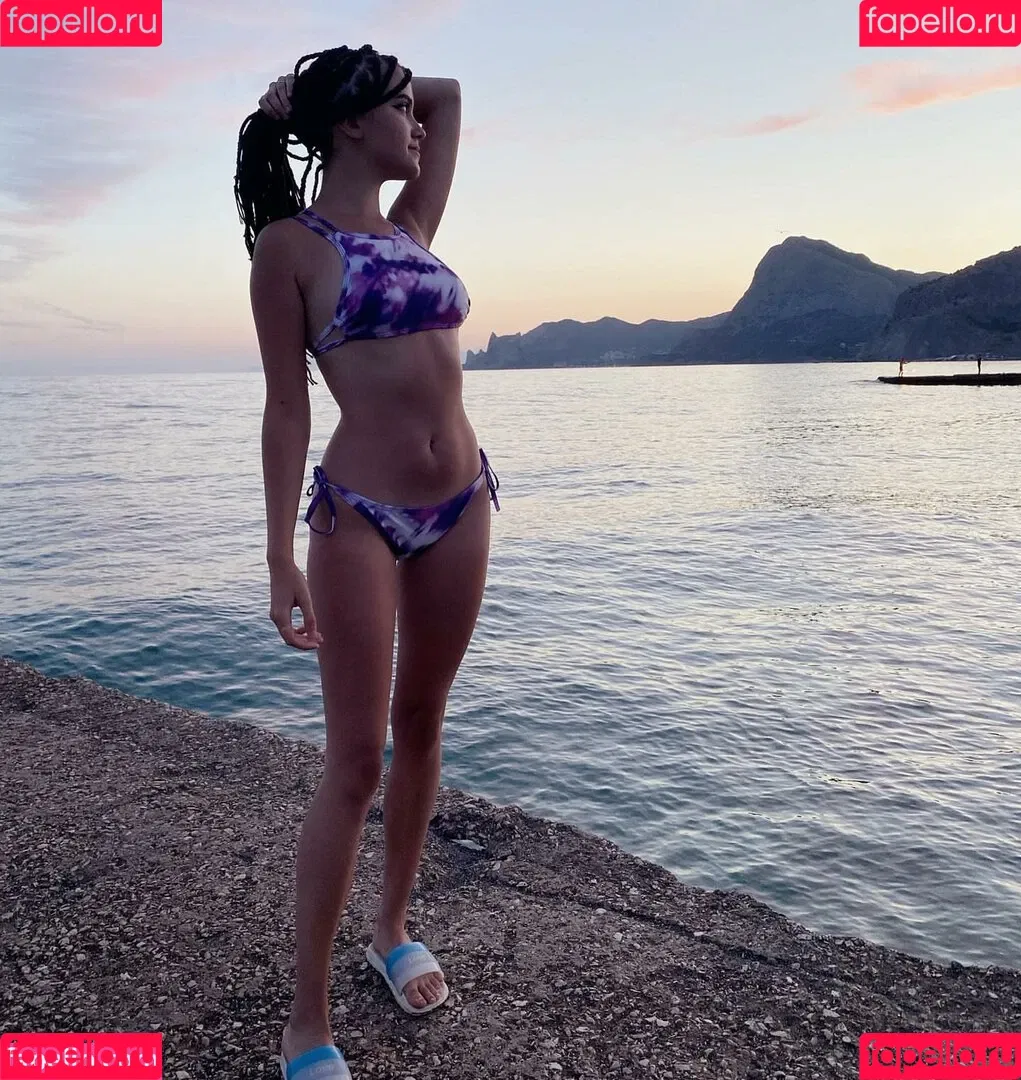 lelyamt / leyla_pie Onlyfans Photo Gallery 