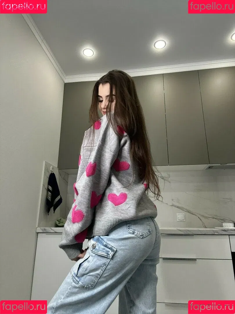 lelyamt / leyla_pie Onlyfans Photo Gallery 