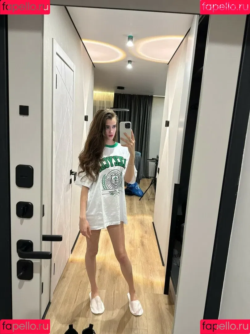 lelyamt / leyla_pie Onlyfans Photo Gallery 