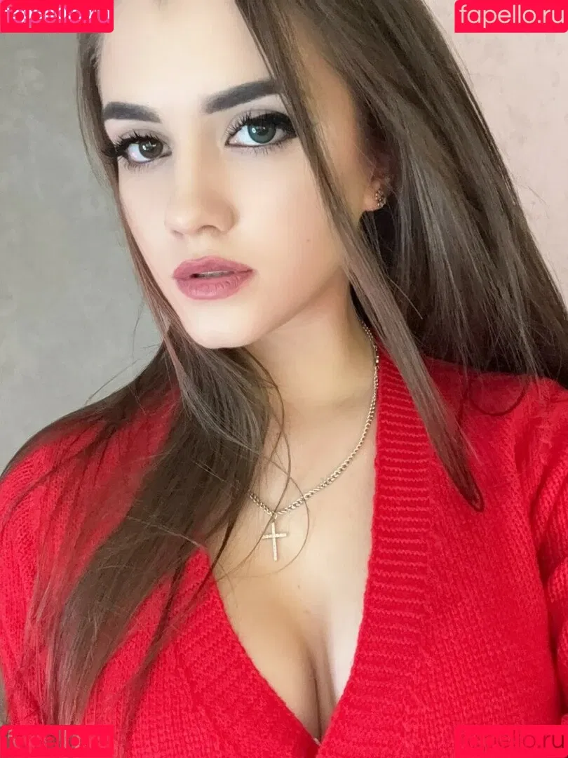 lelyamt / leyla_pie Onlyfans Photo Gallery 