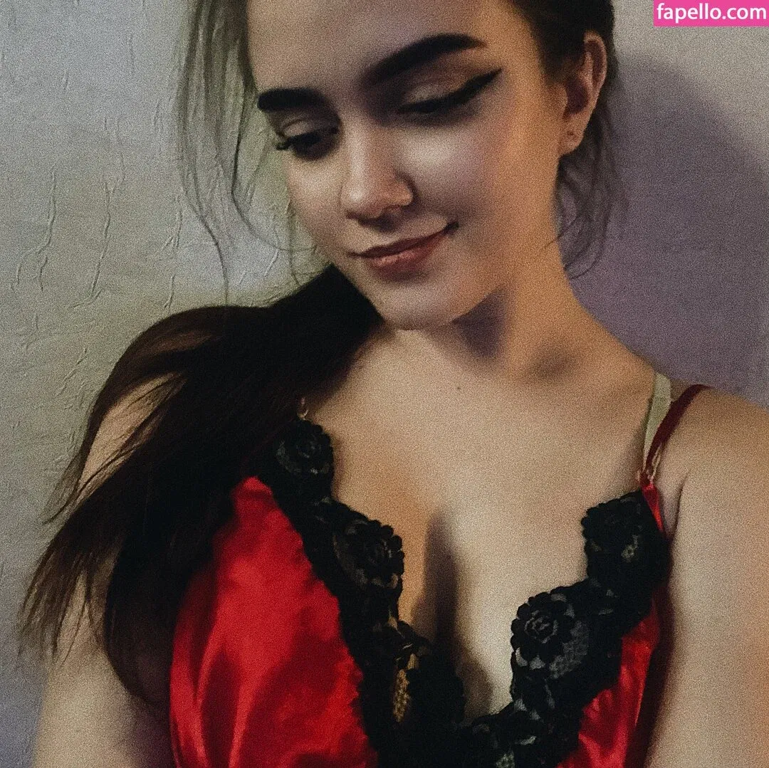 lelyamt / leyla_pie Onlyfans Photo Gallery 