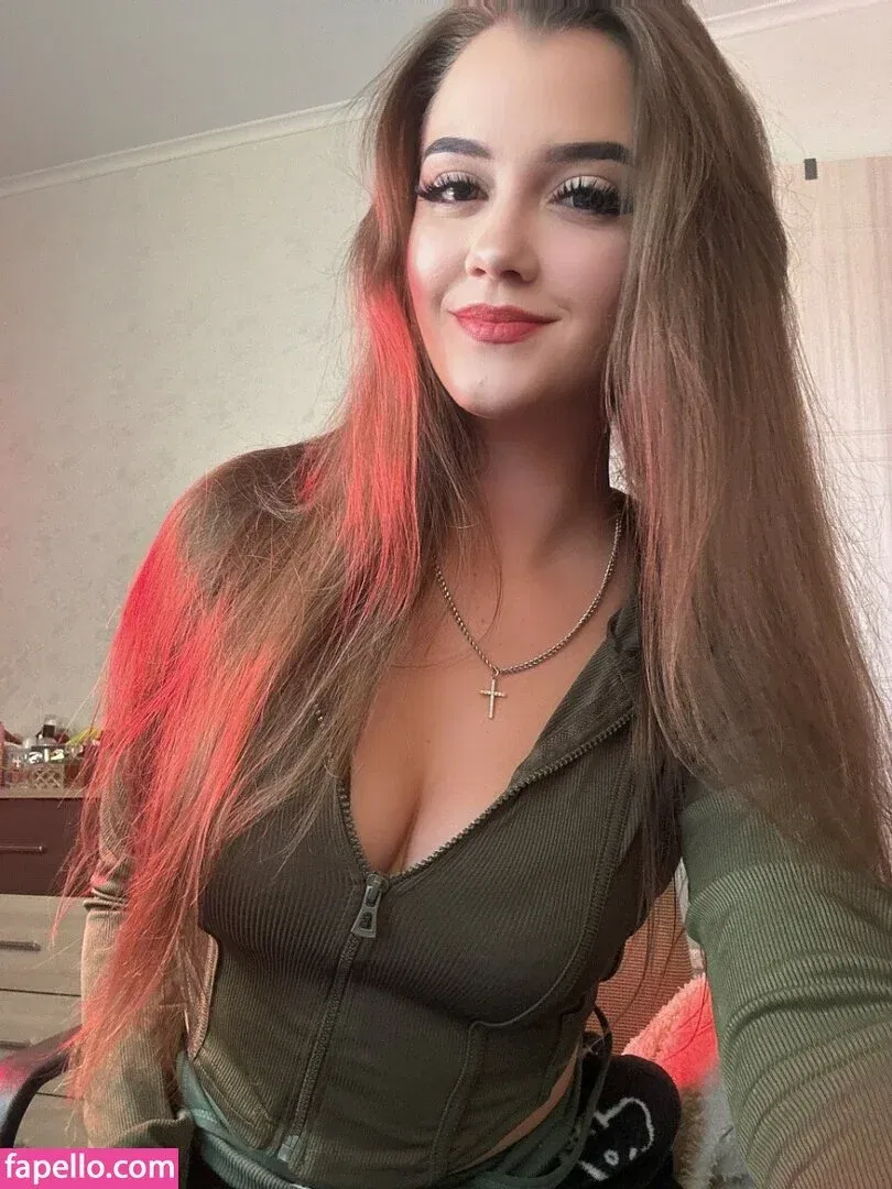 lelyamt / leyla_pie Onlyfans Photo Gallery 