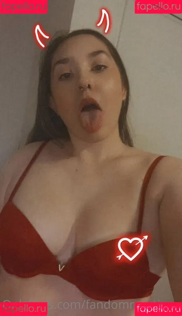 FandomReactions / fandomreactgirls Onlyfans Photo Gallery 