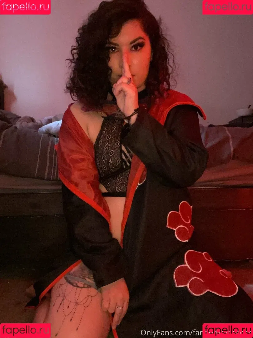 FandomReactions / fandomreactgirls Onlyfans Photo Gallery 