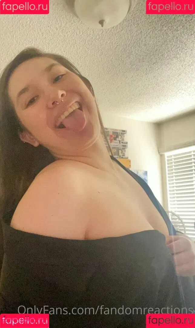 FandomReactions / fandomreactgirls Onlyfans Photo Gallery 